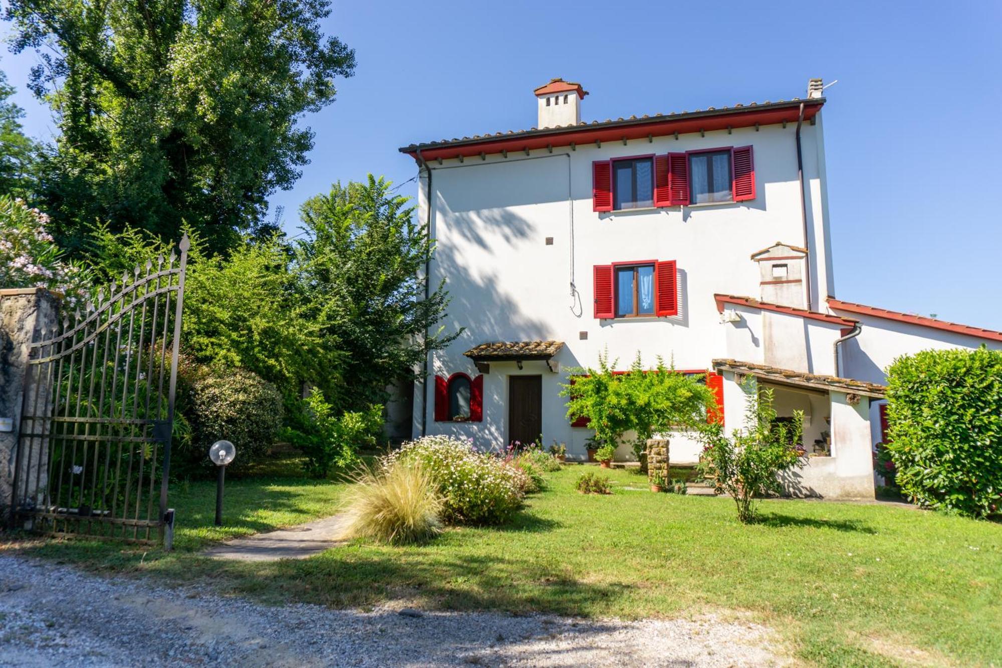 Villa Nerone B&B Lorenzana Экстерьер фото